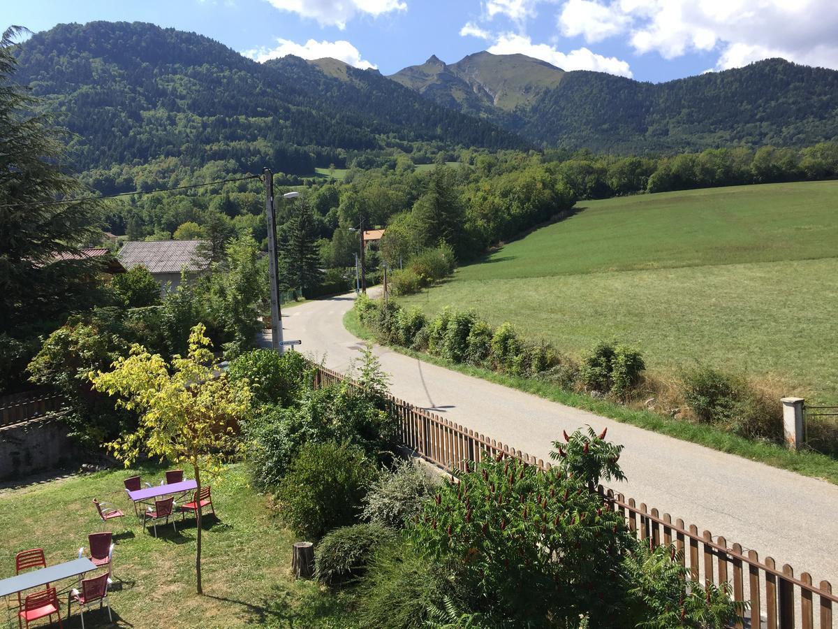 Auberge Du Grand Champ Lalley Esterno foto